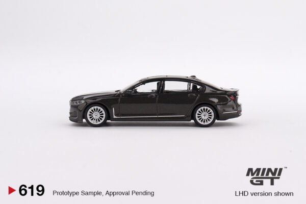 BMW ALPINA B7 XDRIVE DRAVIT GREY METALLIC - Image 4